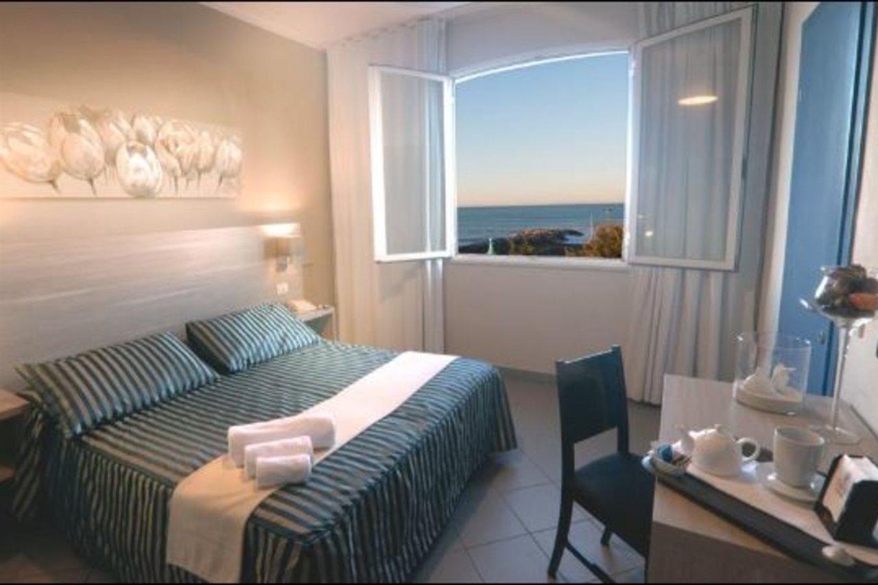 Hg Hotel Il Settebello Marina di Cecina Eksteriør bilde