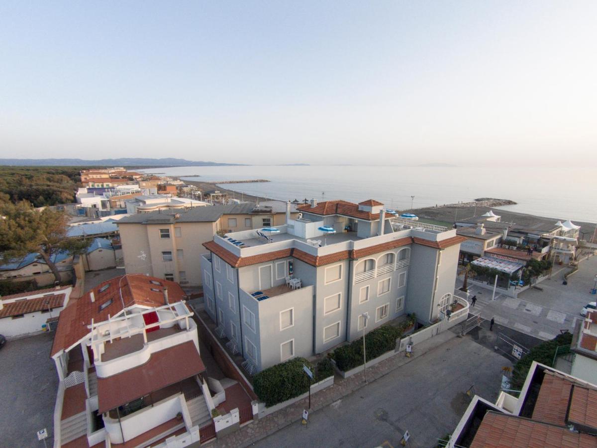 Hg Hotel Il Settebello Marina di Cecina Eksteriør bilde