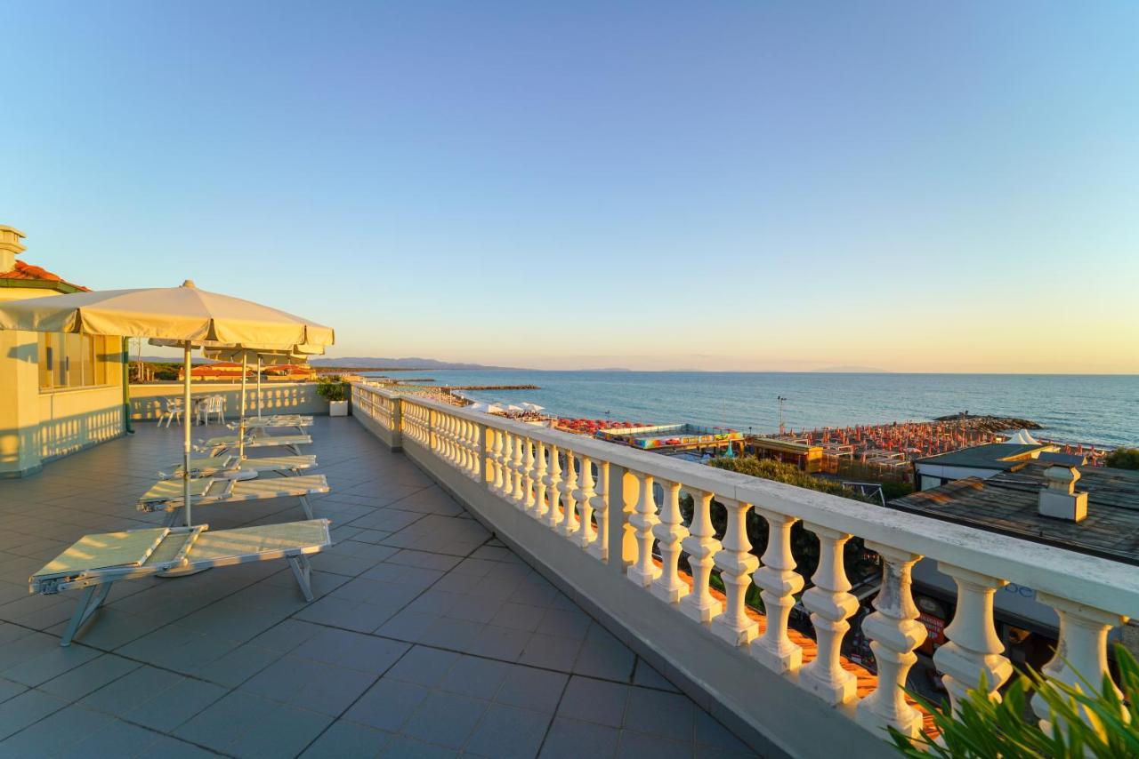 Hg Hotel Il Settebello Marina di Cecina Eksteriør bilde