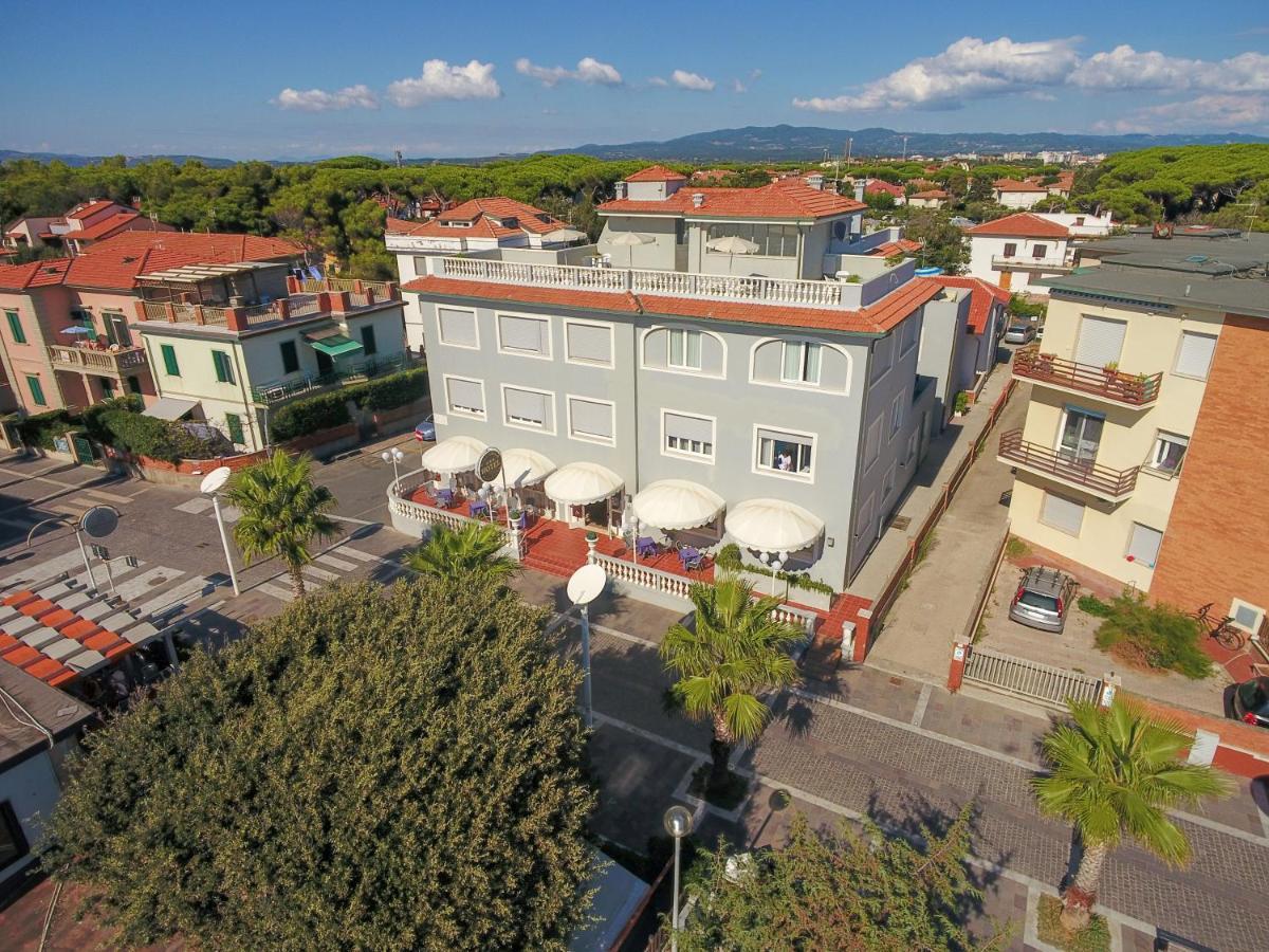 Hotel Il Settebello Marina di Cecina Eksteriør bilde