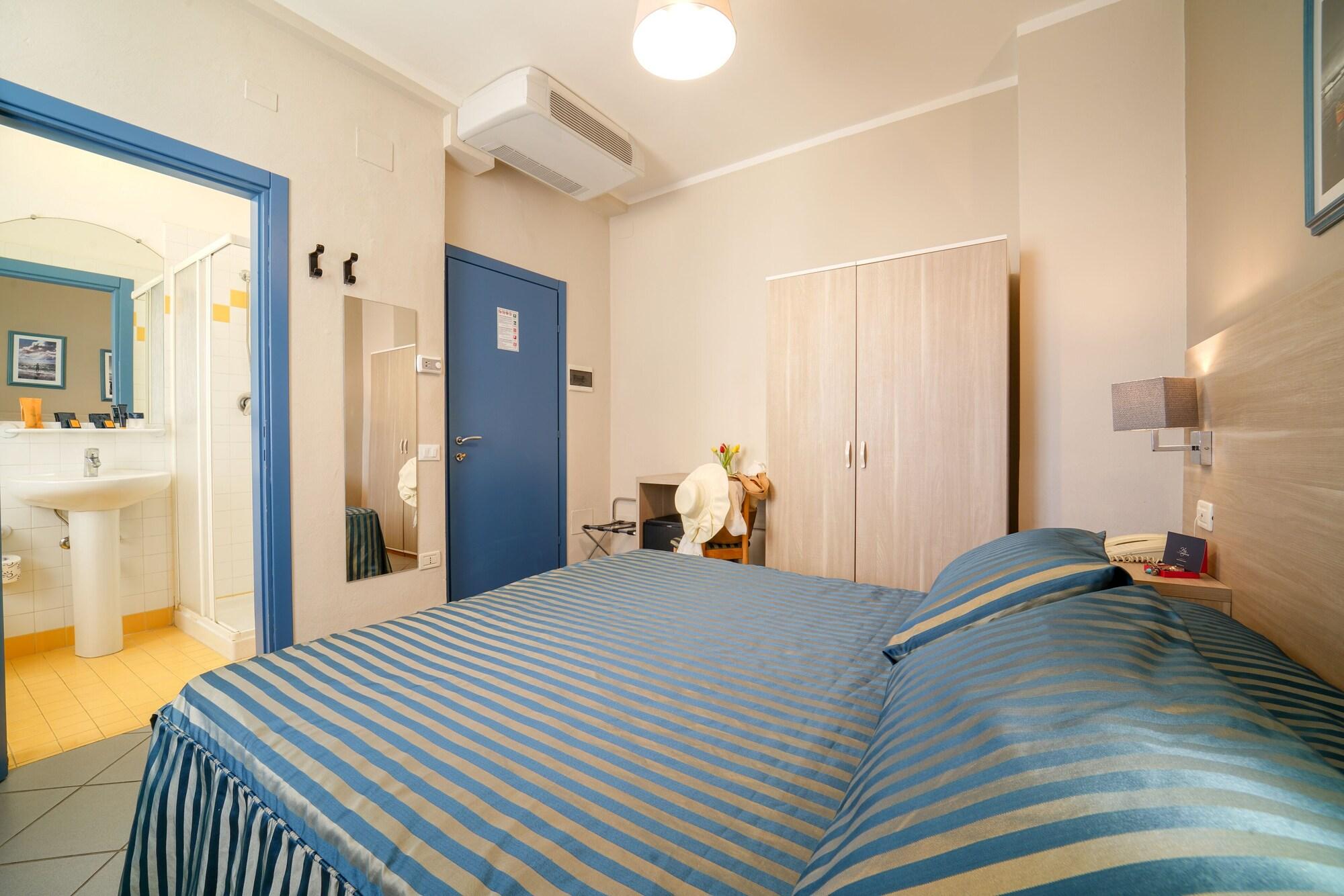 Hg Hotel Il Settebello Marina di Cecina Eksteriør bilde