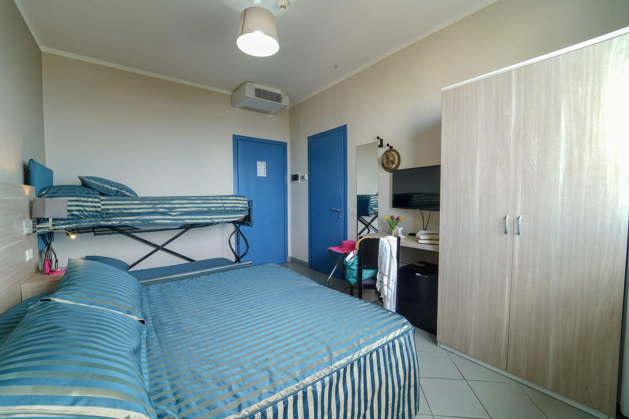 Hg Hotel Il Settebello Marina di Cecina Eksteriør bilde