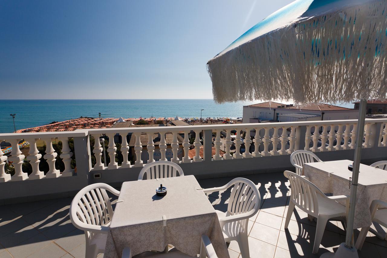 Hg Hotel Il Settebello Marina di Cecina Eksteriør bilde