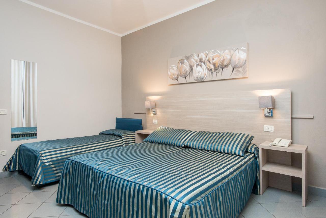 Hg Hotel Il Settebello Marina di Cecina Eksteriør bilde